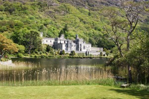 Ireland: Lakeside Castle